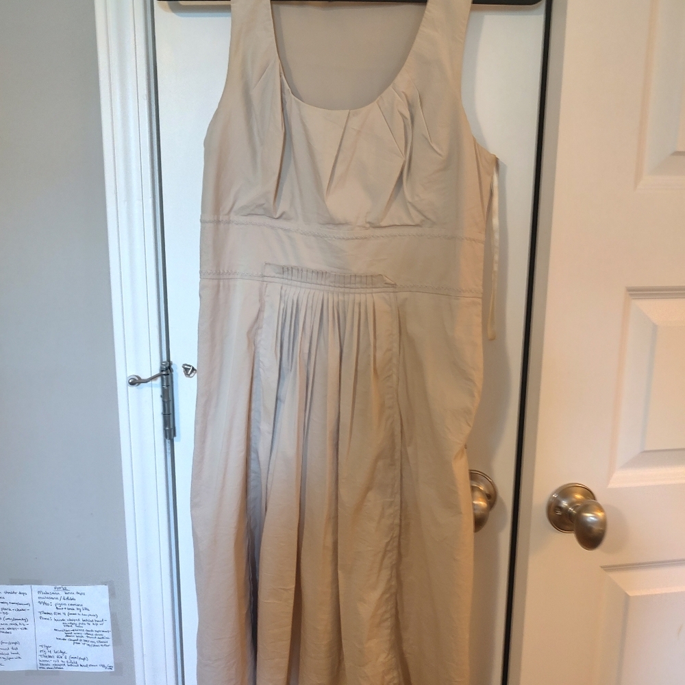 Dress - Picture 2 of 6